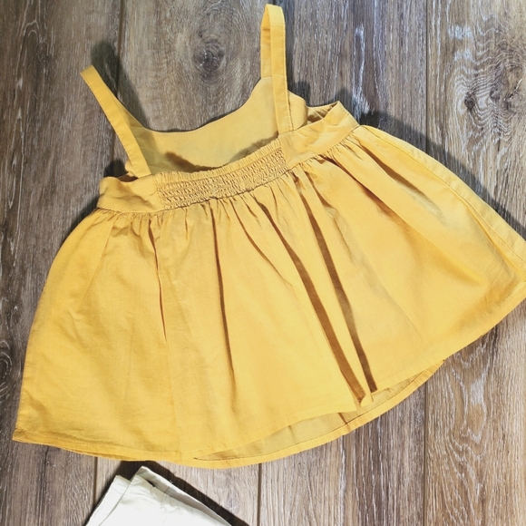 Toddler girls mustard yellow blouse and white shorts set Size 3T - Picture 14 of 16